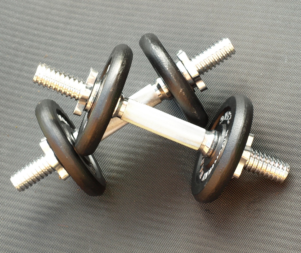 pair of dumbbells, dumbbells, weight plates-299535.jpg